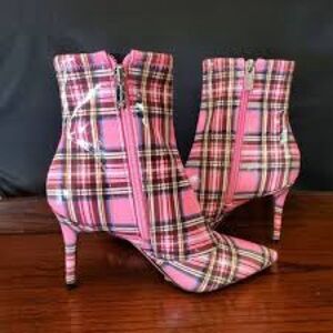 Jessica Simpson Pink Plaid Heeled Boots